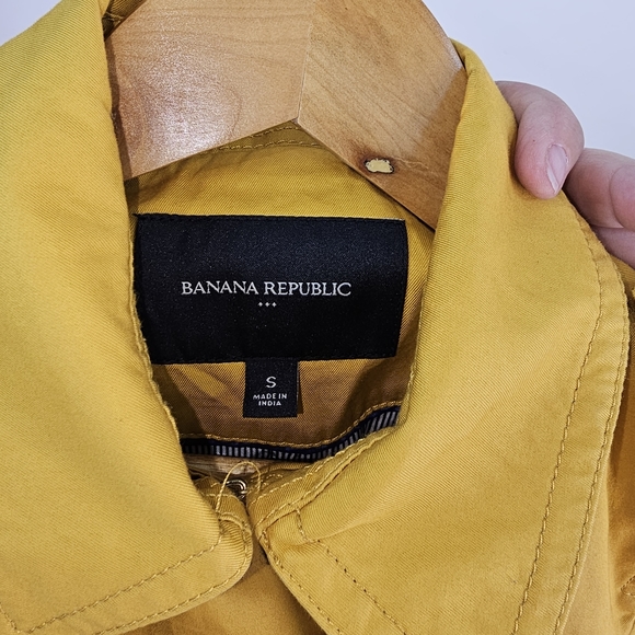 Double breasted trench coat by Banana Republic size small yellow/mustard - Picture 2 of 3